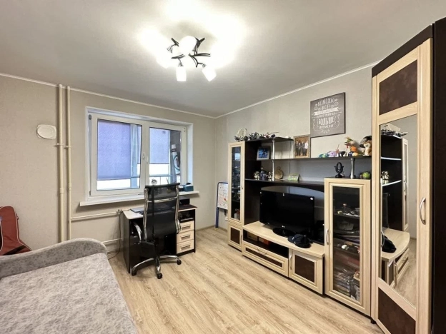 Купить многокомнатную квартиру в районе Невский в Санкт-Петербурге. Вариант № 18248, 1, площадь -  квм, цена 19100000 рублей