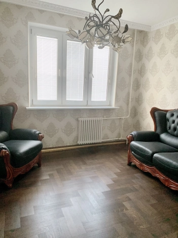 Купить квартиру в Москве. Вариант № 7600200, 11, площадь -  квм, цена 35000000 рублей