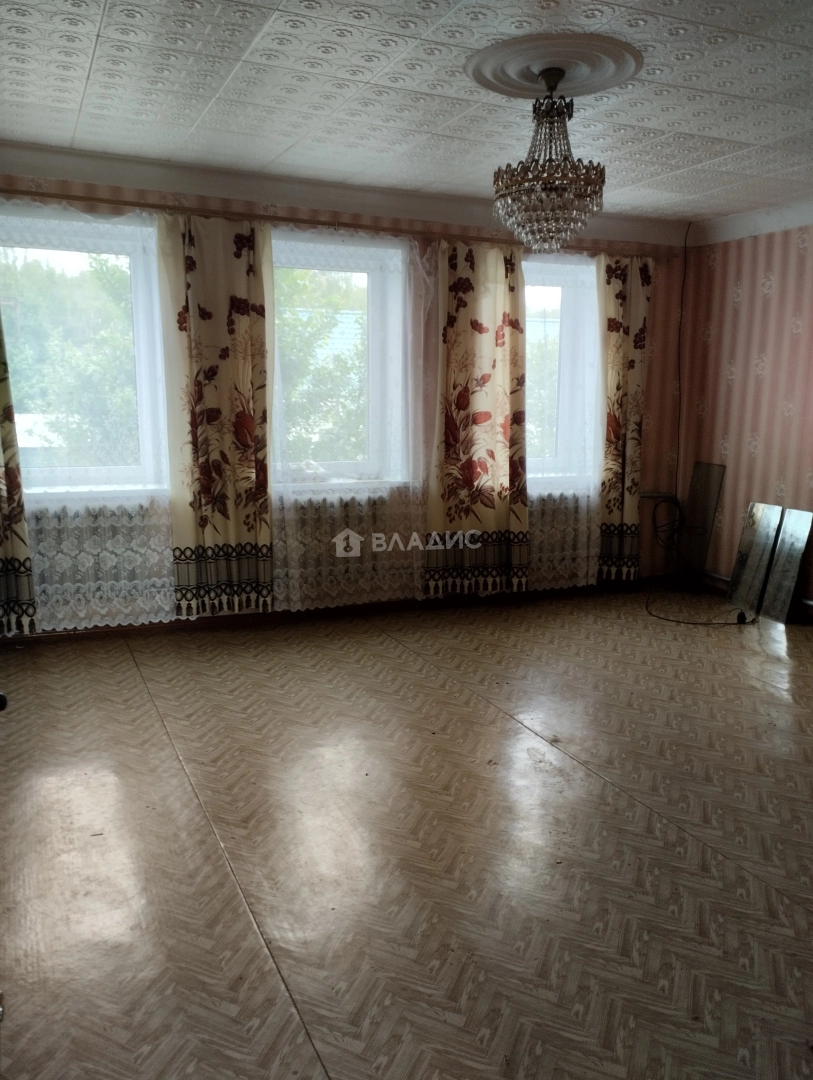 Photo https://36000382-a1c2-4a8a-a109-3fc3bfc73cf7.selcdn.net/App/Entity/ObjectRealty/ObjectRealty/PE/0a703b37-e8e3-4470-bf59-246ce9751be1/VVczW1aQyWAGnP4kQX4yQO5wZtGr3Vca5x8EifxY.jpg.compressed.webp