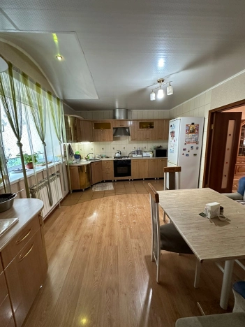 Купить дом в Орске. Вариант № 732790, 13, площадь -  квм, цена 13500000.0000 рублей