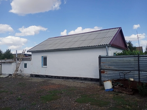 Купить дом в Элисте. Вариант № 2176042, 0, площадь -  квм, цена 5500000 рублей