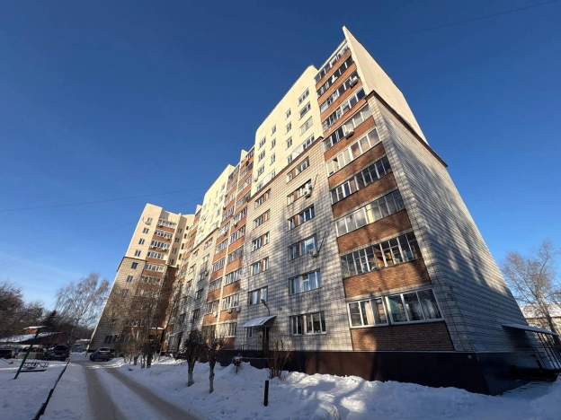 Купить трехкомнатную квартиру в Новосибирске. Вариант № 9062919, 17, площадь -  квм, цена 6800000 рублей