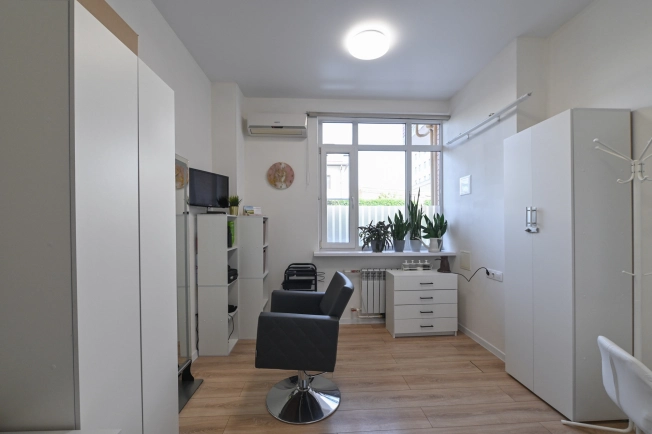 Купить коммерческую недвижимость свободного назначения в Ростове-на-Дону. Вариант № 1207127, 33, площадь -  квм, цена 28000000 рублей