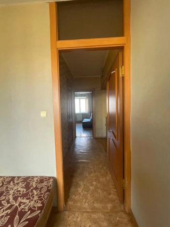 Купить трехкомнатную квартиру в районе Ленинский в Новосибирске. Вариант № 40405, 6, площадь -  квм, цена 5750000 рублей