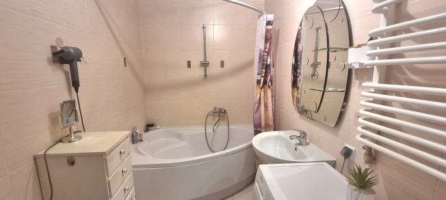 Купить трехкомнатную квартиру на улице Олега Кошевого в Калининграде. Вариант № 9158525, 32, площадь -  квм, цена 7490000 рублей