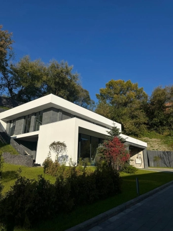 Купить дом в Москве. Вариант № 10102806, 7, площадь -  квм, цена 79856954 рублей