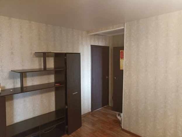 Купить трехкомнатную квартиру на вторичке в Микрорайоне 4-й, Элиста в Элисте. Вариант № 17250, 4, площадь -  квм, цена 3990000 рублей