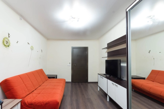 Купить двухкомнатную квартиру в Тюменской области. Вариант № 8380693, 7, площадь -  квм, цена 5650000 рублей