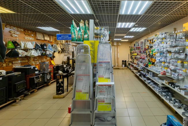 Купить коммерческую недвижимость свободного назначения в Кондопоге. Вариант № 49673, 4, площадь -  квм, цена 3950000 рублей