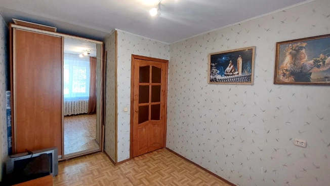 Купить многокомнатную квартиру в Калужской области. Вариант № 2156223, 10, площадь - квм, цена 5950000 рублей