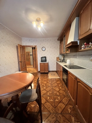 Купить многокомнатную квартиру в Архангельской области. Вариант № 298786, 26, площадь -  квм, цена 15800000 рублей