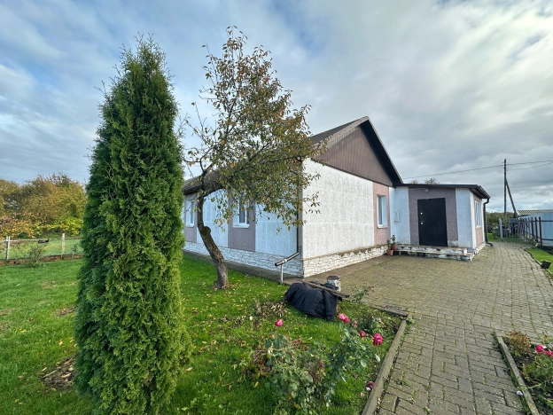 Купить четырехкомнатную квартиру в Калининградской области. Вариант № 8268923, 2, площадь -  квм, цена 5100000 рублей