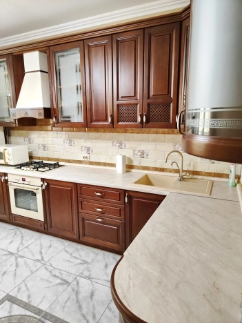 Купить однокомнатную квартиру в Калужской области. Вариант № 9971438, 1, площадь -  квм, цена 8400000 рублей