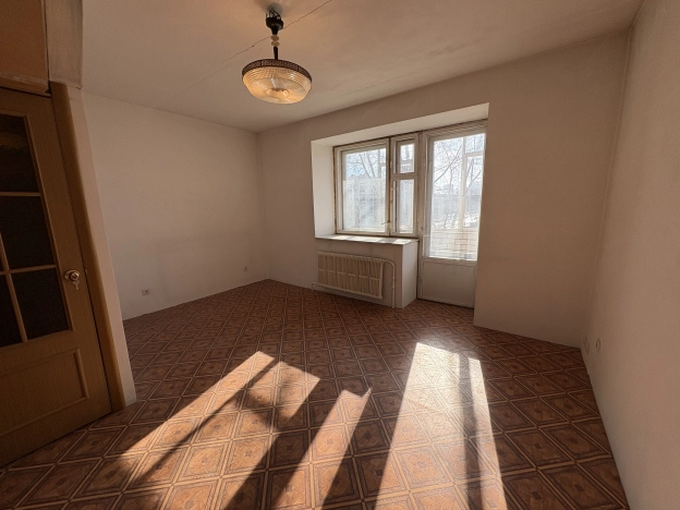 Купить однокомнатную квартиру в Микрорайоне Пушкина, Сыктывкар в Сыктывкаре. Вариант № 1123, 3, площадь -  квм, цена 4650000 рублей