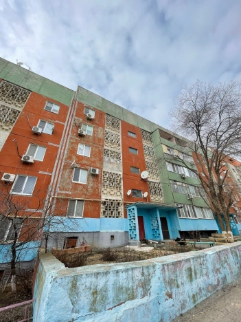 Купить двухкомнатную квартиру в Микрорайоне 1-й, Элиста в Элисте. Вариант № 6328, 7, площадь -  квм, цена 4200000 рублей