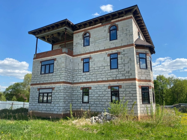 Купить дом в Калуге. Вариант № 2498, 1, площадь -  квм, цена 7695000 рублей