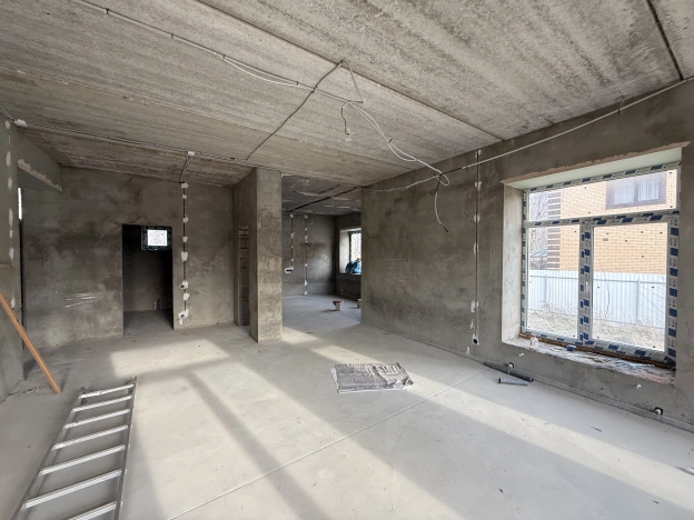 Купить дом в Волгоградской области. Вариант № 28756, 33, площадь -  квм, цена 12700000 рублей