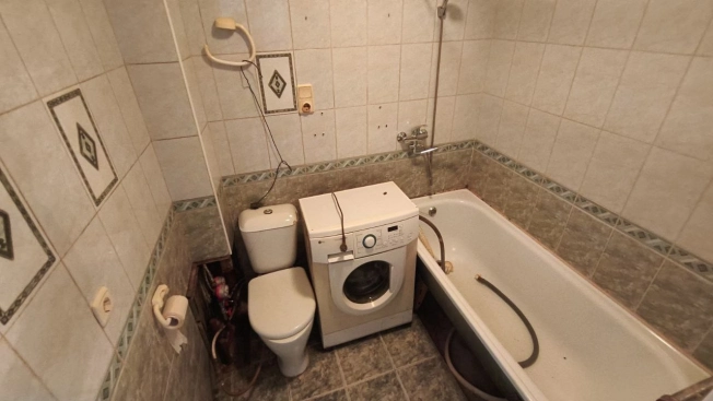 Купить квартиру на улице Михалькова в Владимире. Вариант № 6249875, 18, площадь -  квм, цена 3100000 рублей