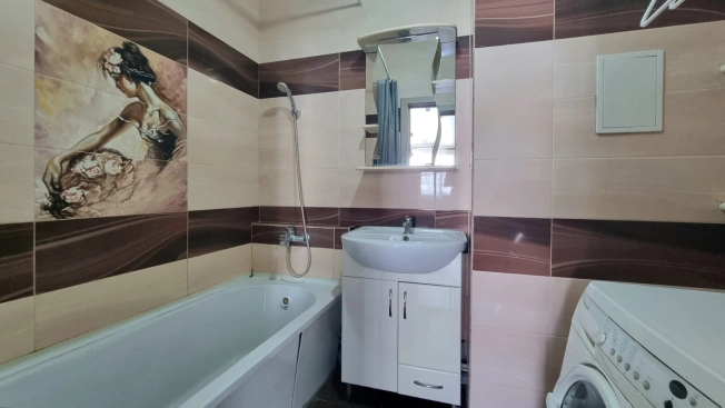 Купить двухкомнатную квартиру в Ростовской области. Вариант № 5478427, 7, площадь -  квм, цена 7150000 рублей