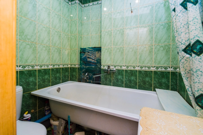 Купить однокомнатную квартиру в районе Железнодорожный в Рязани. Вариант № 30385, 5, площадь -  квм, цена 3400000 рублей