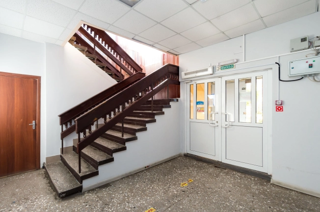 Купить коммерческую недвижимость в Тобольске. Вариант № 14638, 49, площадь -  квм, цена 21000000 рублей