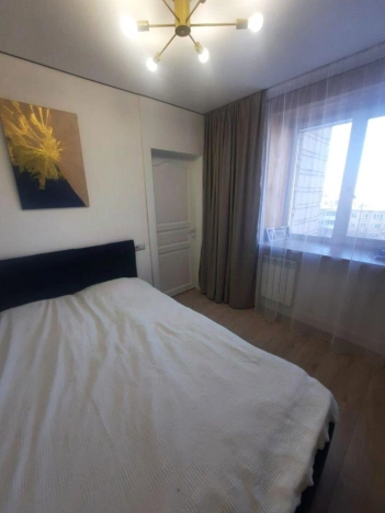 Купить трехкомнатную квартиру в Новосибирской области. Вариант № 10207746, 7, площадь -  квм, цена 10999000 рублей