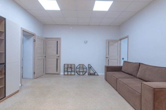 Купить коммерческую недвижимость в Вологде. Вариант № 2046631, 17, площадь -  квм, цена 46000000 рублей