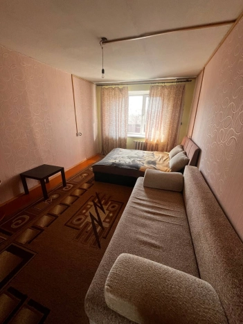 Купить квартиру на вторичке в Иркутске. Вариант № 7627345, 0, площадь -  квм, цена 4150000 рублей