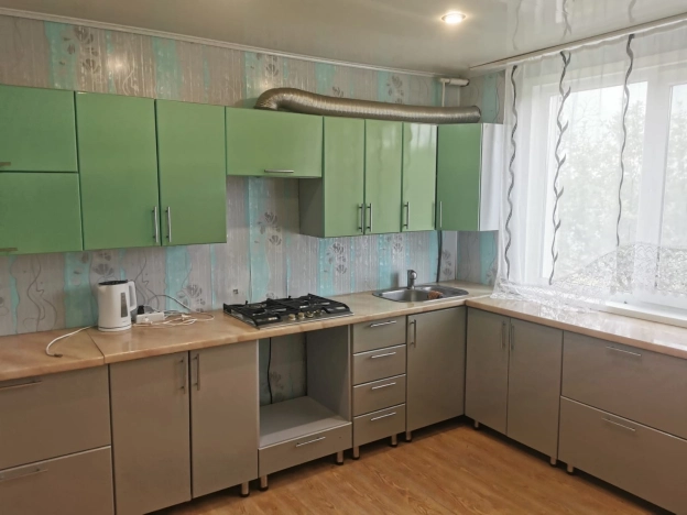 Купить дом на улице Дорожная в Саратовской области. Вариант № 9970, 9, площадь - квм, цена 2450000 рублей