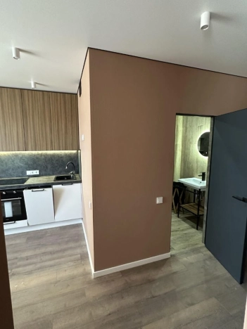 Купить однокомнатную квартиру в районе Кировский в Ростове-на-Дону. Вариант № 27981, 9, площадь -  квм, цена 6800000 рублей