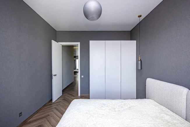 Купить двухкомнатную квартиру в районе Заельцовский в Новосибирске. Вариант № 9121293, 13, площадь -  квм, цена 23250000 рублей