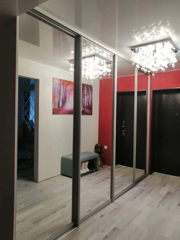 Купить трехкомнатную квартиру на улице Тесла в Новосибирской области. Вариант № 7591648, 2, площадь -  квм, цена 9850000 рублей