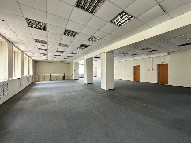 Снять коммерческую недвижимость свободного назначения на улице Коммунистическая в Новосибирске. Вариант № 3364, 2, площадь -  квм, цена 90000 рублей