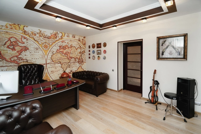 Купить дом в Омске. Вариант № 1418502, 18, площадь -  квм, цена 69000000 рублей