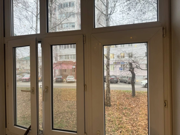 Купить трехкомнатную квартиру на улице Генерала Глазунова в Пензе. Вариант № 9166111, 2, площадь -  квм, цена 5500000 рублей