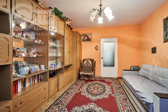 Купить трехкомнатную квартиру в Воронеже. Вариант № 7786869, 12, площадь - квм, цена 5400000 рублей