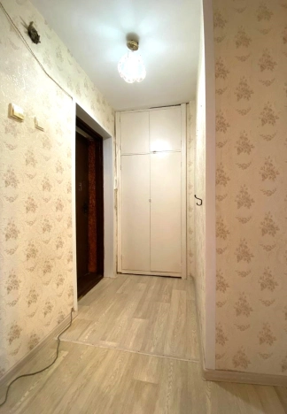 Купить однокомнатную квартиру в Калужской области. Вариант № 6735722, 6, площадь -  квм, цена 2600000 рублей