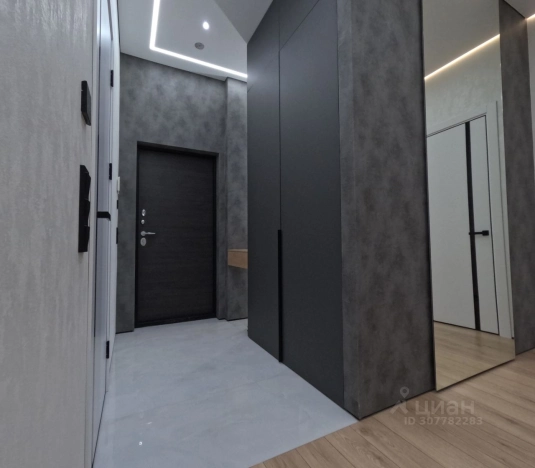 Купить четырехкомнатную квартиру в Волгограде. Вариант № 40227, 7, площадь -  квм, цена 28720000 рублей