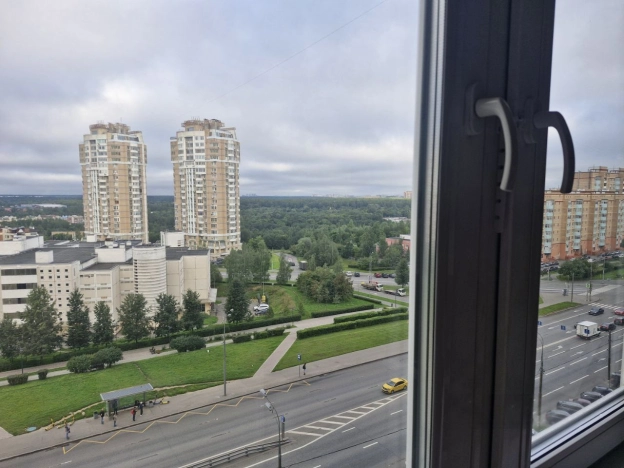 Купить двухкомнатную квартиру на улице Совхозная в Химках. Вариант № 5269798, 4, площадь -  квм, цена 12990000 рублей