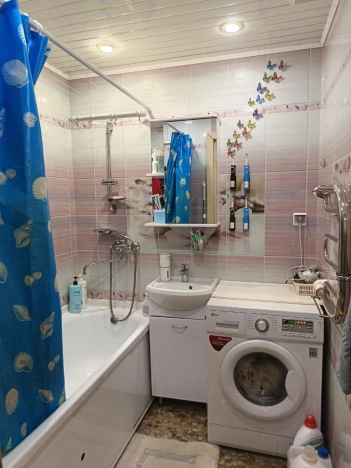 Купить квартиру на вторичке в Вологде. Вариант № 10893622, 5, площадь - квм, цена 8900000 рублей