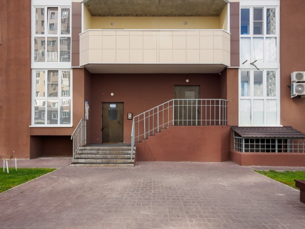 Купить однокомнатную квартиру в Омске. Вариант № 3993778, 17, площадь -  квм, цена 6600000 рублей