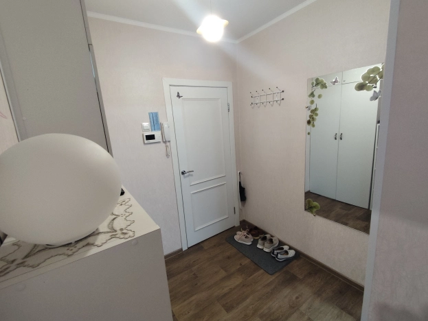 Купить однокомнатную квартиру на улице Олега Кошевого в Калининграде. Вариант № 2108635, 4, площадь -  квм, цена 4250000 рублей