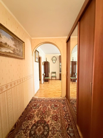 Купить квартиру в Москве. Вариант № 8334452, 3, площадь -  квм, цена 16500000 рублей