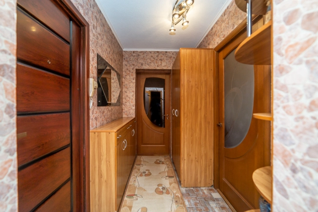 Купить двухкомнатную квартиру на улице Ставропольская в Краснодаре. Вариант № 2630268, 11, площадь -  квм, цена 7700000 рублей