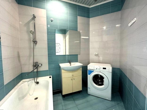 Купить однокомнатную квартиру в Калужской области. Вариант № 41105, 9, площадь -  квм, цена 4500000 рублей