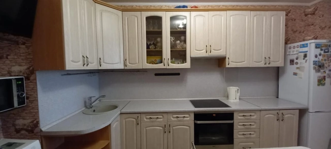 Купить трехкомнатную квартиру в Пушкине. Вариант № 3371646, 9, площадь -  квм, цена 12400000 рублей