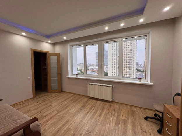 Купить квартиру в Москве. Вариант № 8416118, 12, площадь -  квм, цена 46000000 рублей