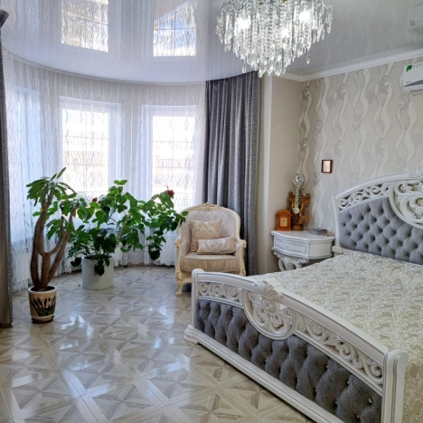 Купить дом в Омске. Вариант № 19501, 21, площадь -  квм, цена 30500000 рублей