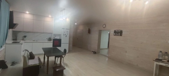 Купить дом в Иркутской области. Вариант № 8902847, 4, площадь -  квм, цена 6300000 рублей