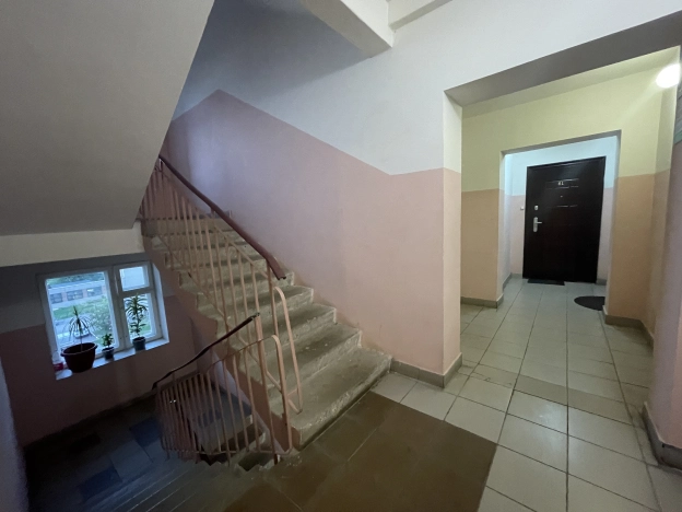 Купить двухкомнатную квартиру в Смоленской области. Вариант № 1580158, 10, площадь -  квм, цена 7000000 рублей